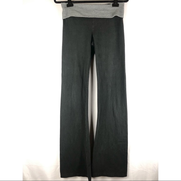 PINK Victoria's Secret Pants - Victoria’s Secret Pink Long Yoga Pants PINK Victoria's Secret Pants - Victoria’s Secret Pink Long Yoga Pants